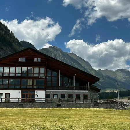 Du Foyer Brusson