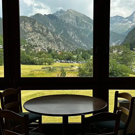 Hotel Du Foyer Brusson
