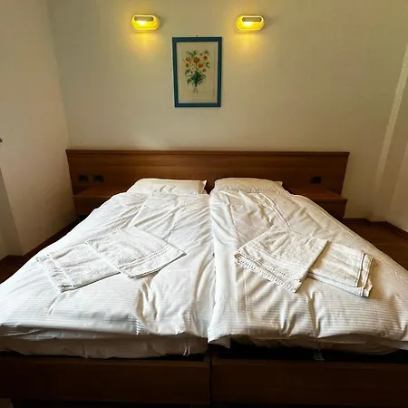 Du Foyer Hotel 3*